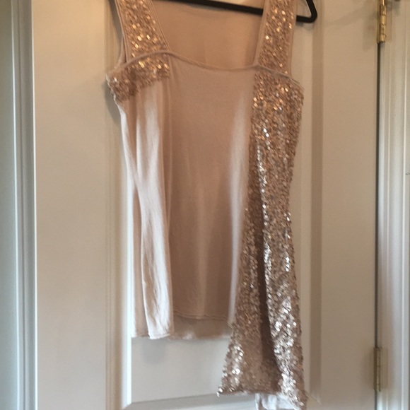 Top - Picture 3 of 4